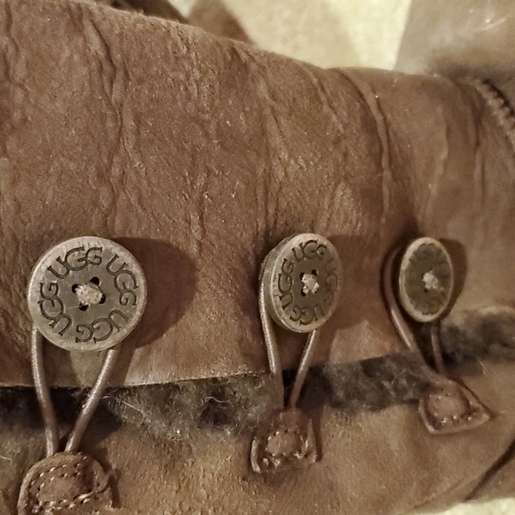 Brown Suede Mid Calf Boots Kids Size 2. - Picture 2 of 8